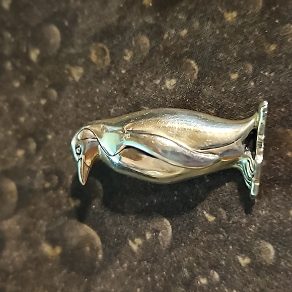 Kabana Sterling Penquin Pendant - Picture 2 of 3